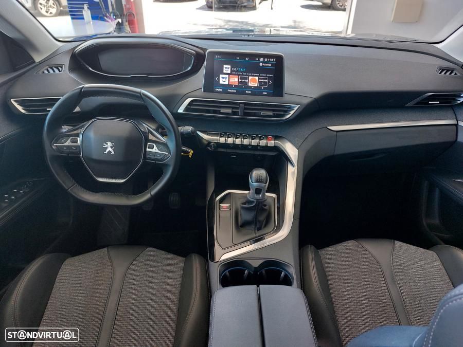 Peugeot 5008 1.5 BlueHDi Allure - 44