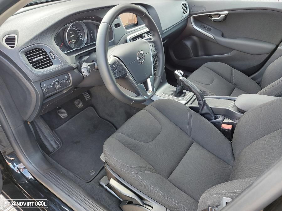Volvo V40 2.0 D2 Kinetic Eco - 17