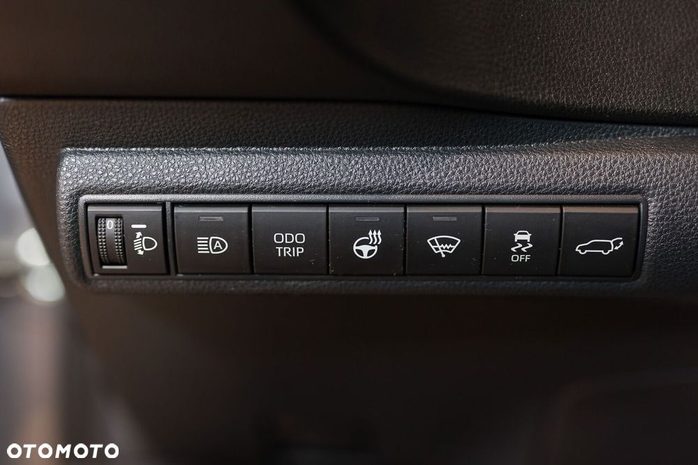 Toyota Corolla 2.0 Hybrid GR Sport Dynamic - 33