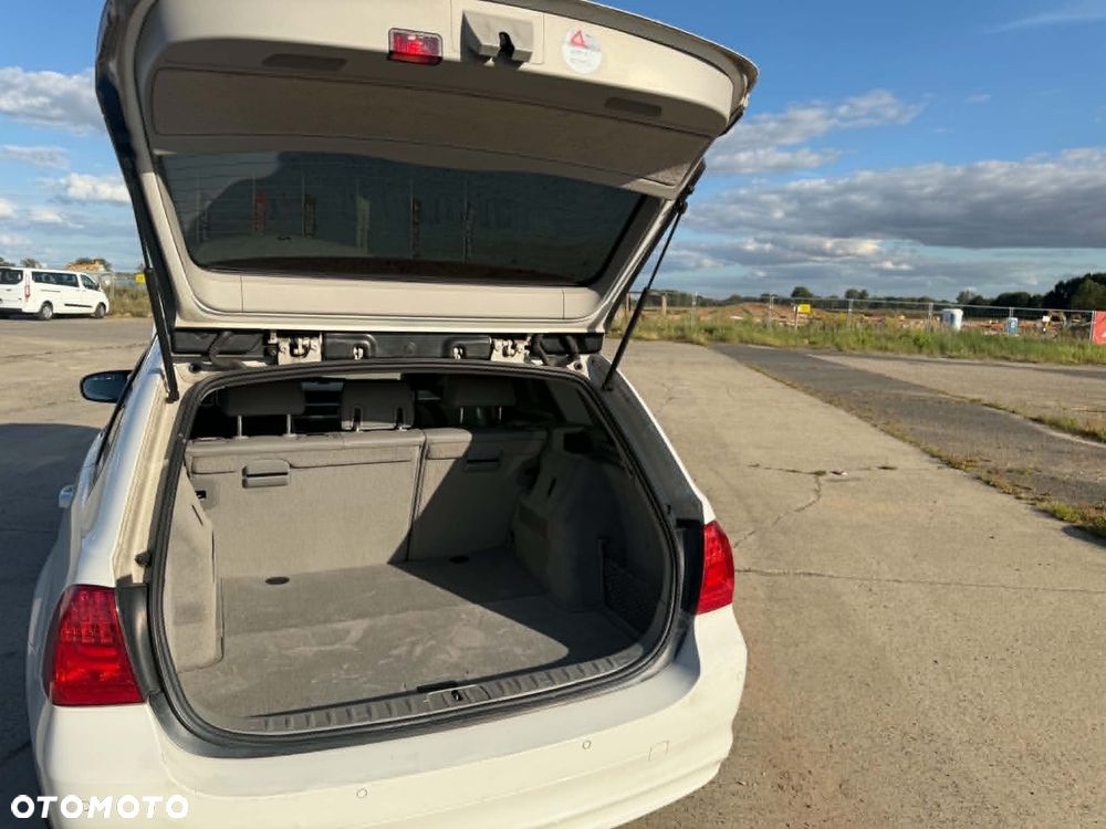 BMW Seria 3 320d DPF - 25