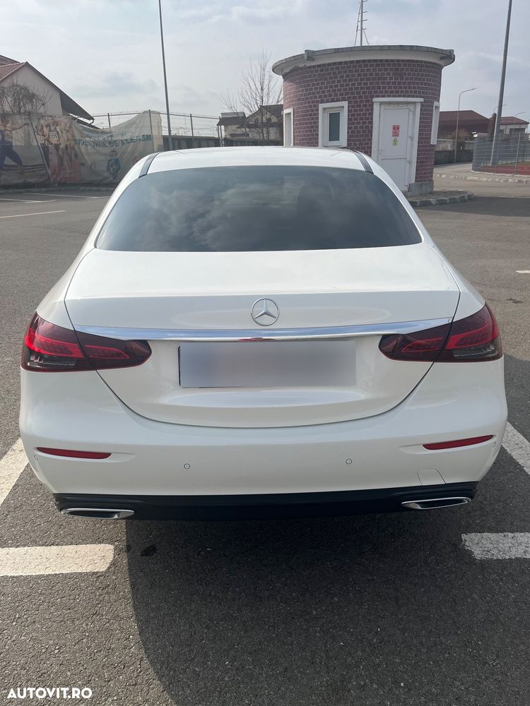 Mercedes-Benz E 200 d 9G-TRONIC Night Edition - 2