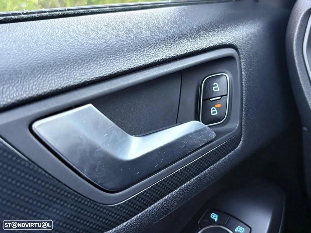 Ford Focus SW 1.0 EcoBoost ST-Line - 34