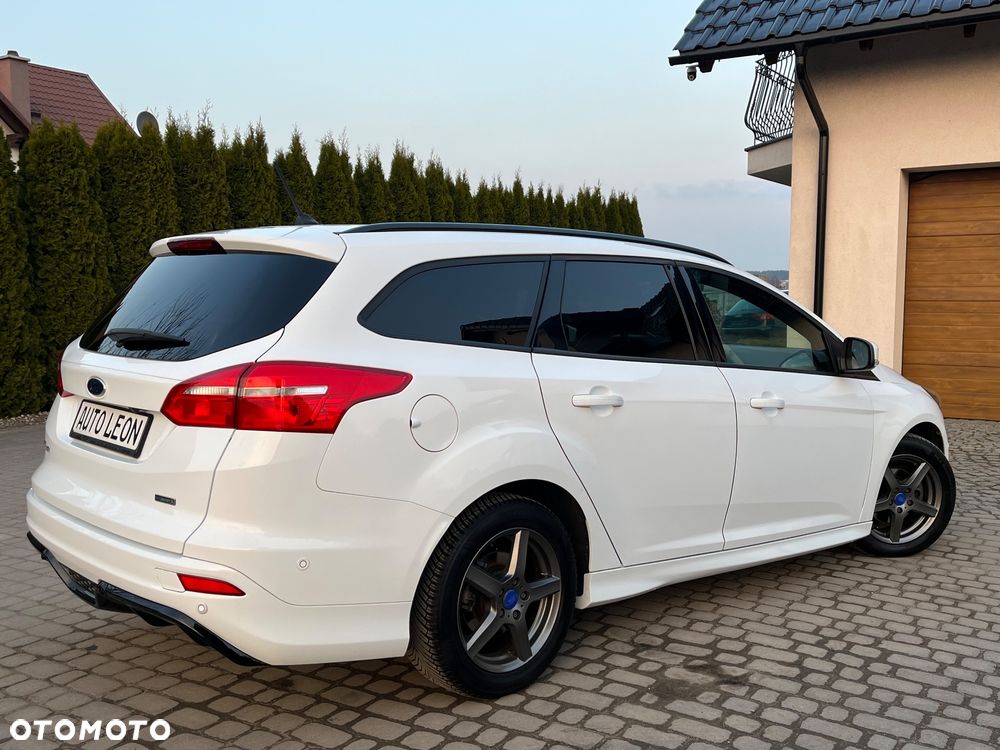 Ford Focus - 8