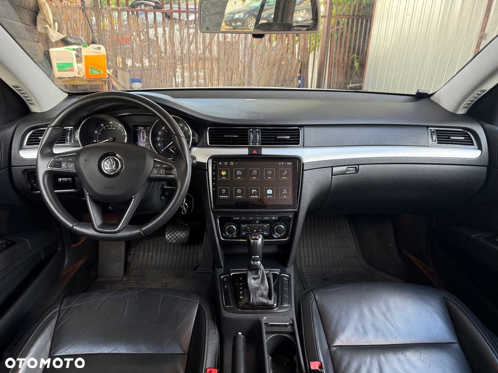 Skoda Superb 3.6 V6 4x4 DSG Elegance - 33