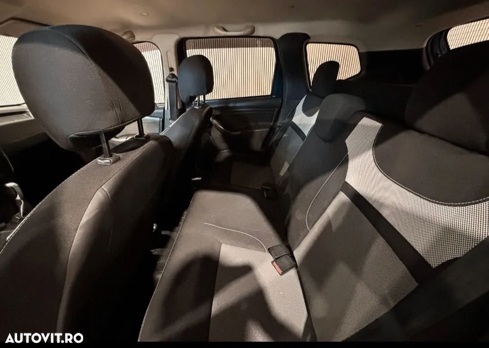 Dacia Duster dCi 110 FAP 4x2 EDC Prestige - 13