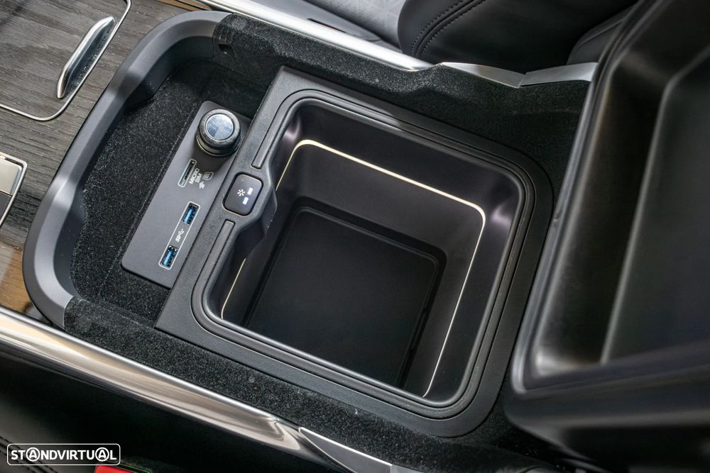 Land Rover Range Rover Sport D350 Autobiography - 38