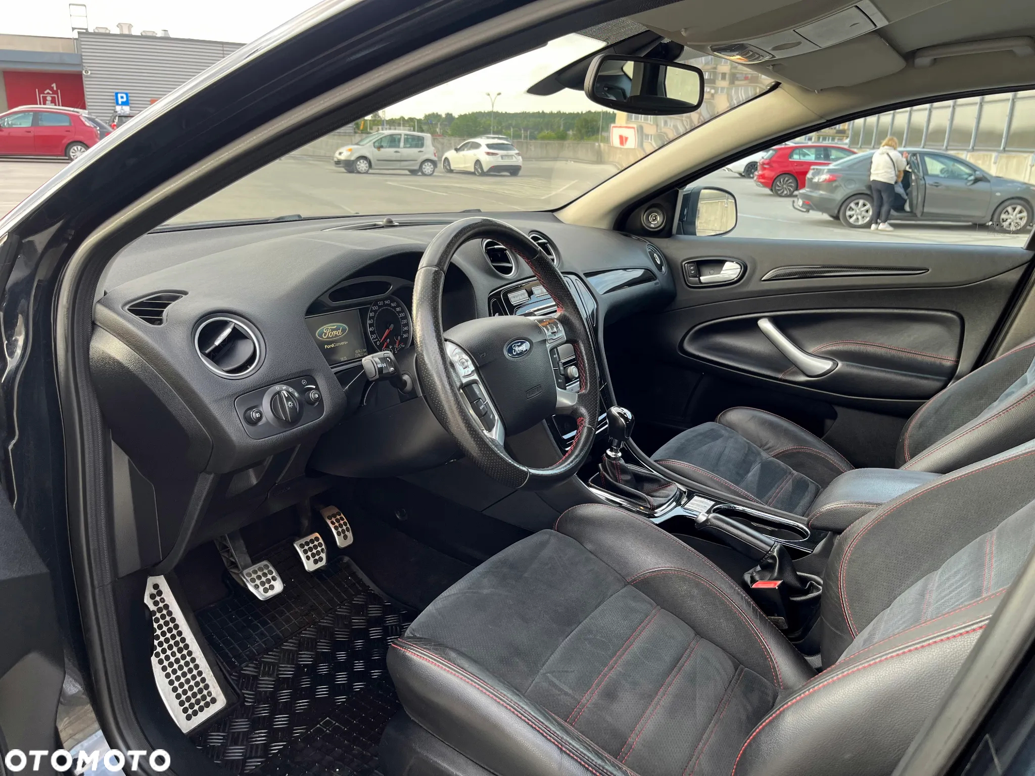 Ford Mondeo 2.5 Titanium S - 12