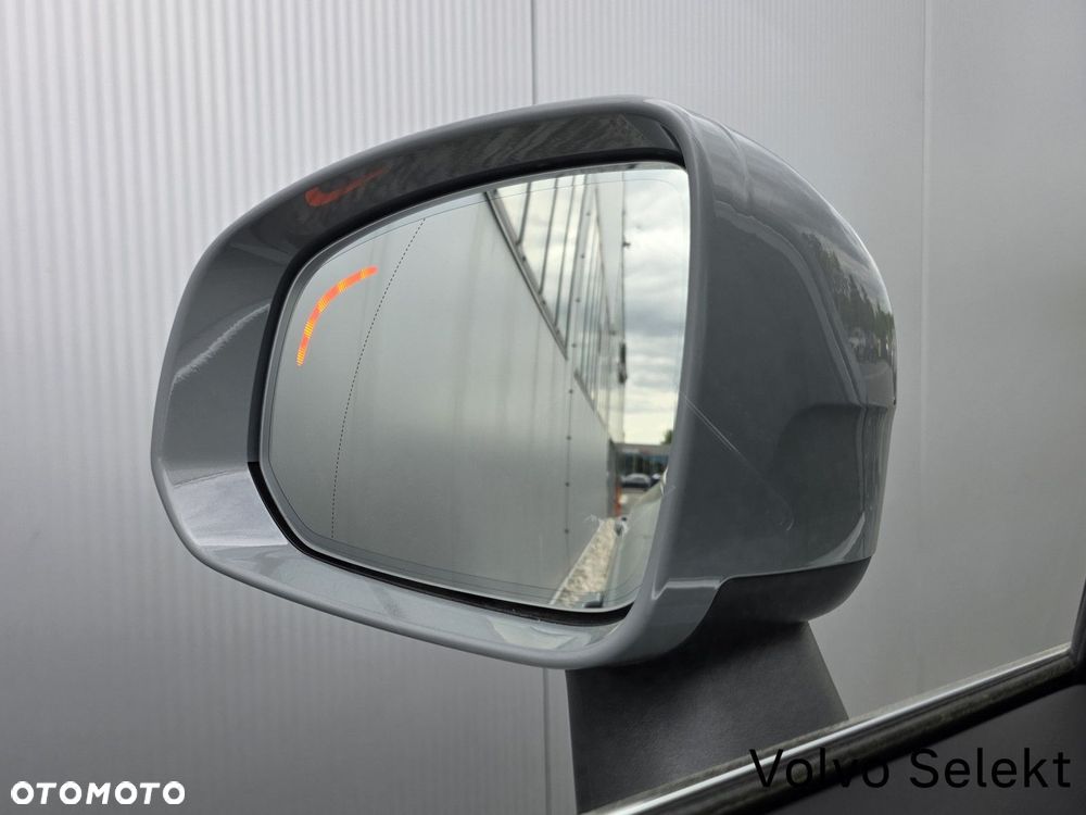 Volvo XC 90 - 39
