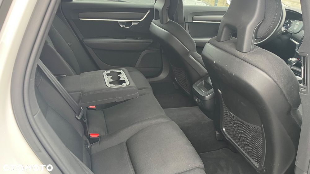 Volvo V90 D3 AWD Momentum - 12