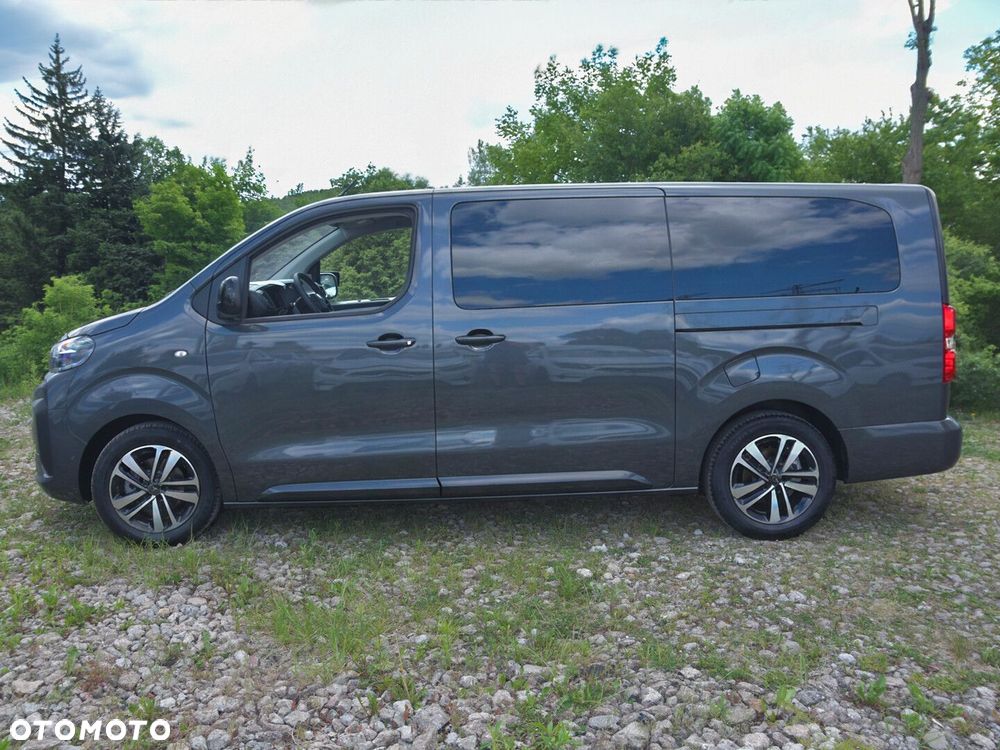 Peugeot Traveller - 4