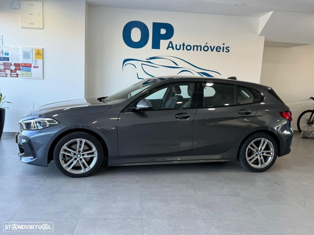 BMW 118 i Pack Desportivo M Auto - 2