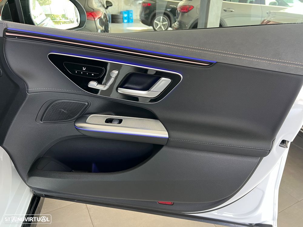 Mercedes-Benz EQE 300 AMG Line - 22