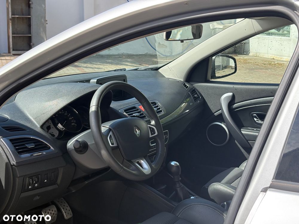 Renault Megane TCe 130 Luxe - 9