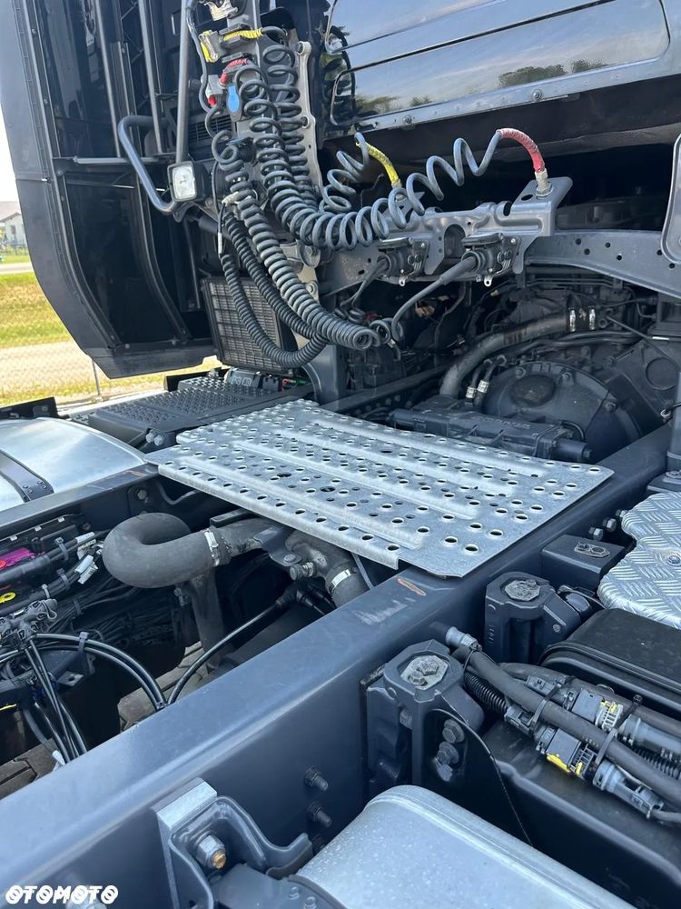 Scania S 450 - 4