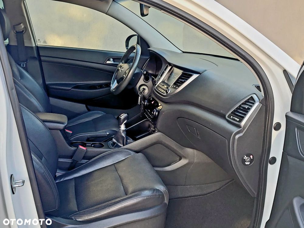 Hyundai Tucson - 8