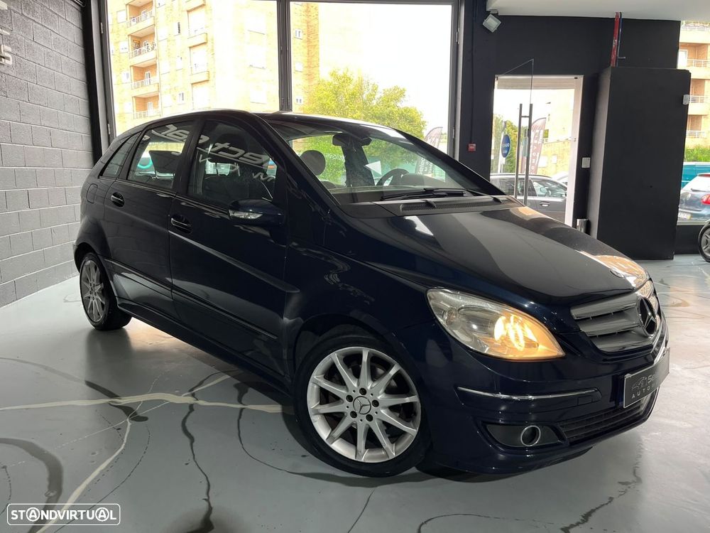 Mercedes-Benz B 200 CDi Autotronic - 4