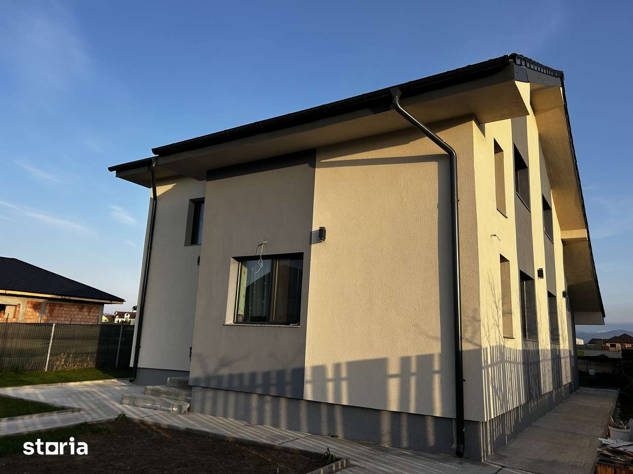 Proprietar Casă nouă cu 4 camere, teren 630 mp - Imagine principală: 2/16