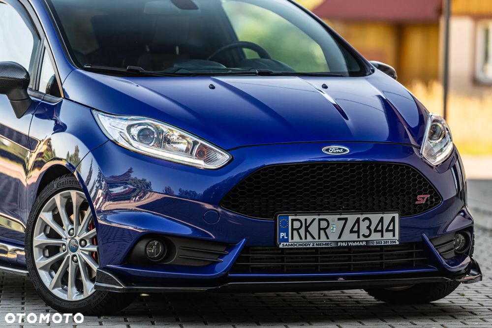 Ford Fiesta 1.6 EcoBoost ST - 9