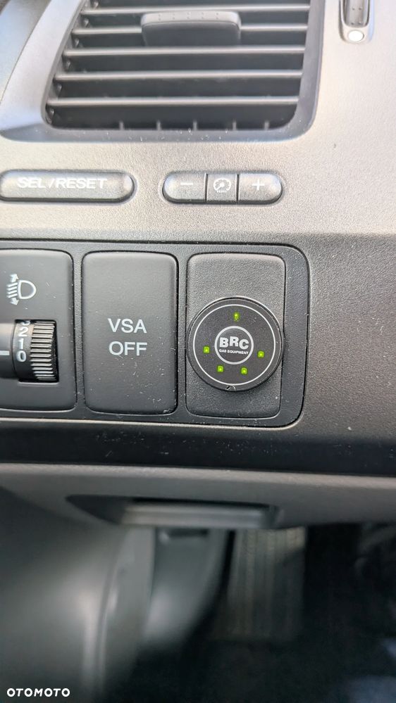 Honda Civic 1.8 Comfort - 23