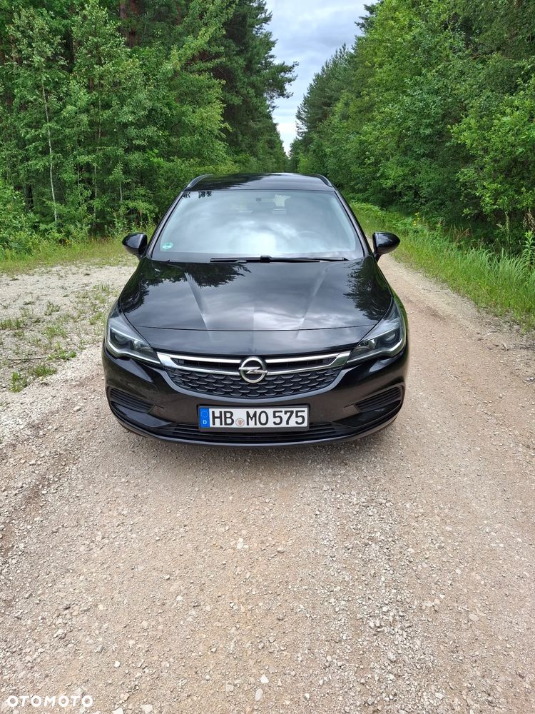 Opel Astra 1.6 CDTI Cosmo - 2