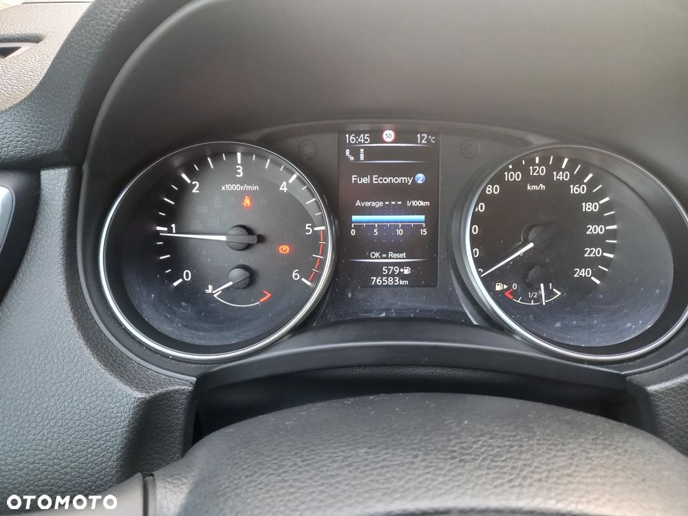 Nissan Qashqai 1.5 dCi Tekna - 24