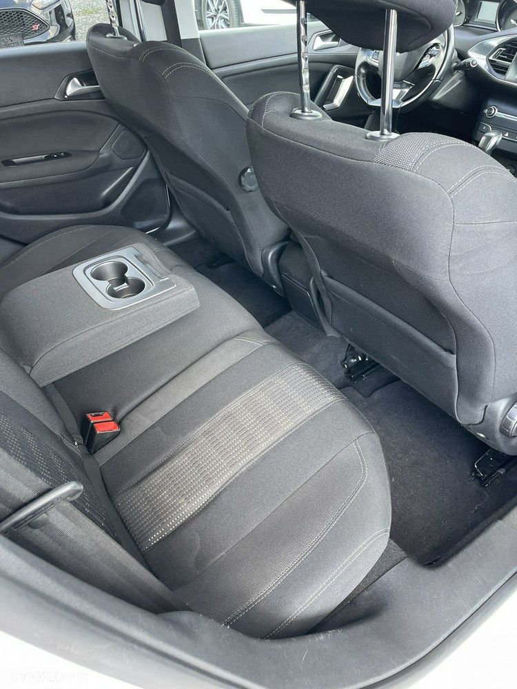 Peugeot 308 - 15
