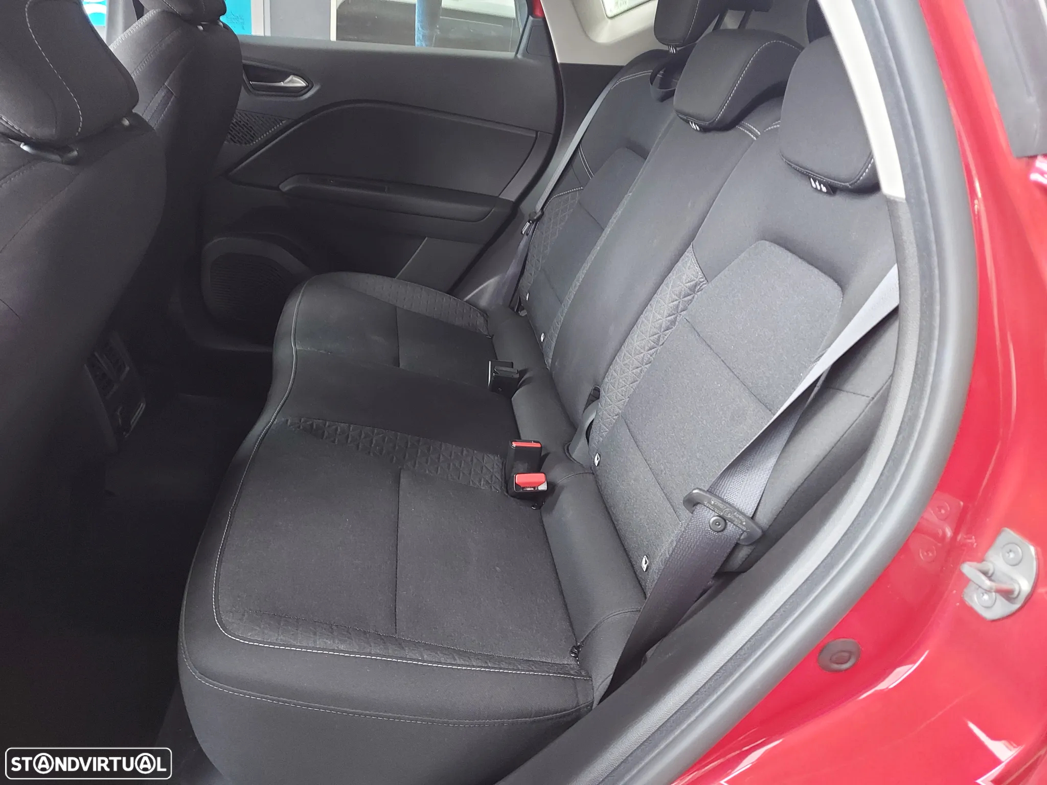 Mitsubishi ASX - 12