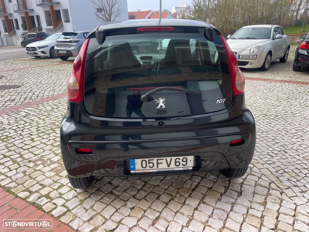 Peugeot 107 1.0 Trendy - 5