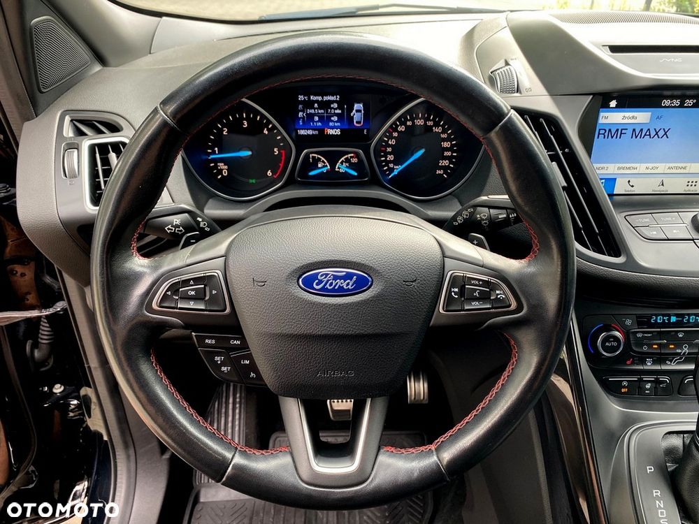 Ford Kuga 2.0 TDCi 4x4 ST-Line - 7