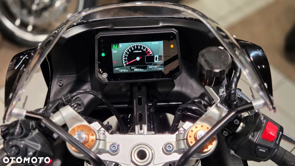 Yamaha XSR - 7