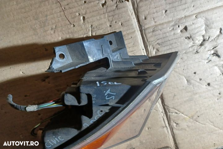 Lampa stop stanga pe aripa Honda Civic 8  [din 2005 pana  2008] seria Hatchback 5-usi 1.8 MT (140 h - 2