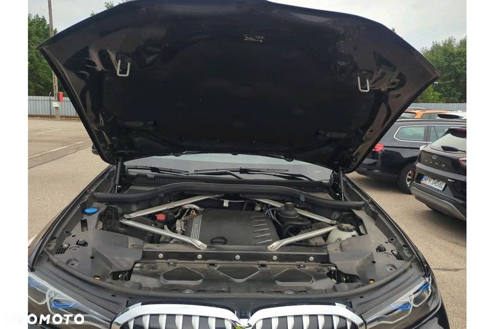 BMW X7 - 10