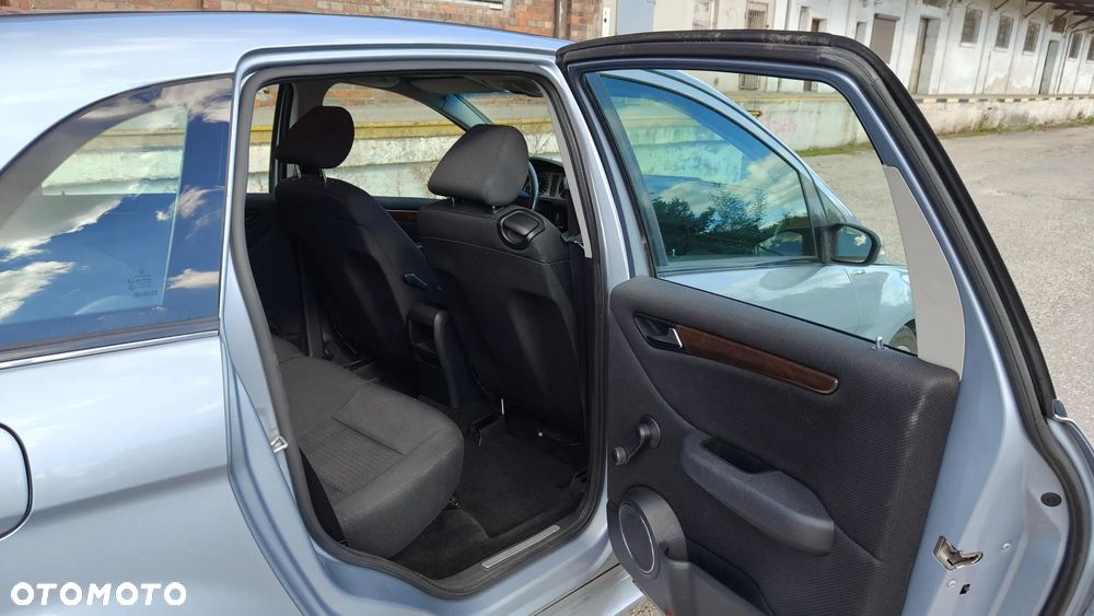 Mercedes-Benz Klasa B ver-200-cdi - 12