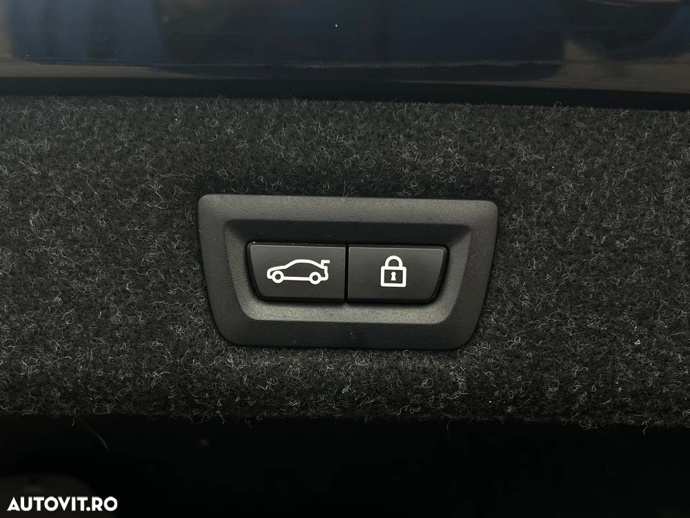 BMW Seria 5 520d xDrive AT MHEV - 36