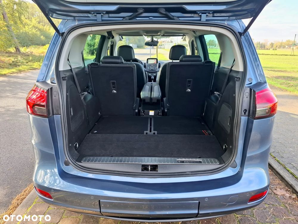 Opel Zafira - 15