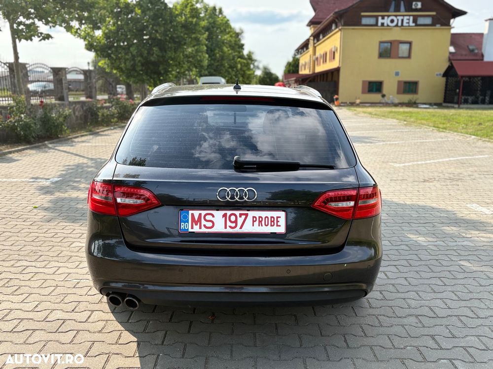 Audi A4 Limuzina - 5