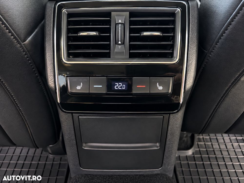 Skoda Superb 2.0 TSI DSG 4X4 Laurin & Klement - 12