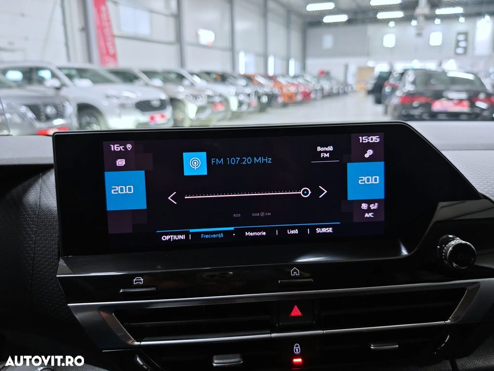 Citroën C4 1.2 PureTech S&S EAT8 Shine - 13