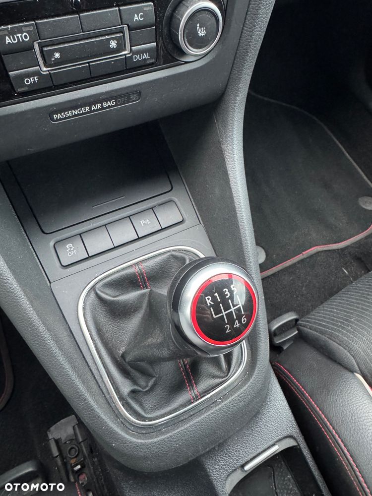 Volkswagen Golf 2.0 TSI GTI - 13
