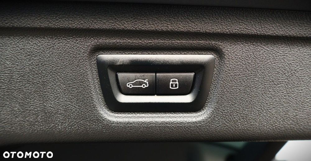 BMW Seria 3 - 22
