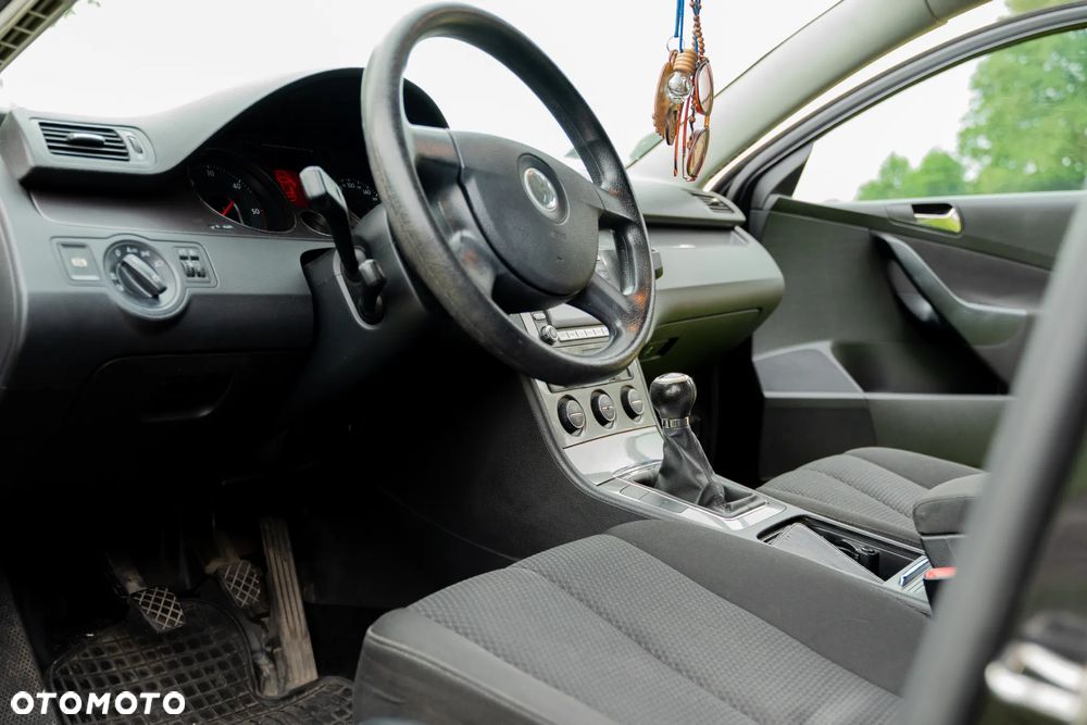 Volkswagen Passat - 7
