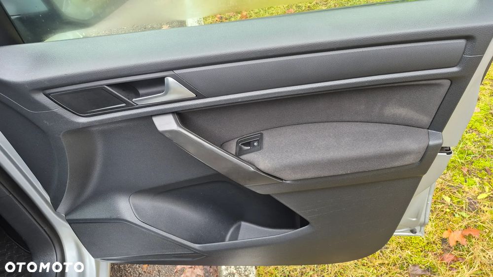 Volkswagen Caddy Maxi 2.0 TDI Highline - 11