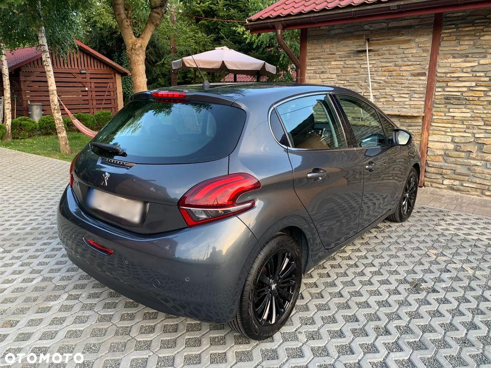 Peugeot 208 PureTech 110 Stop & Start Allure - 7
