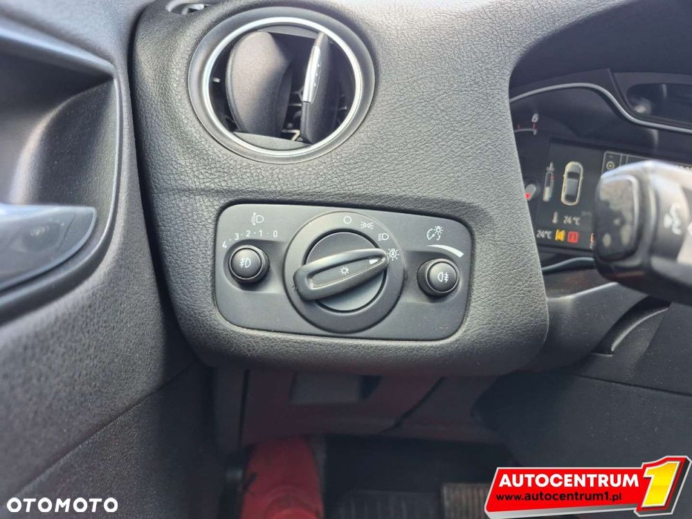 Ford Mondeo - 18