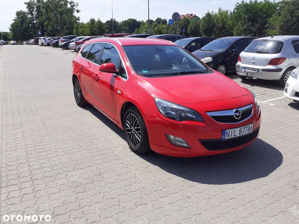 Opel Astra 1.4 Turbo 150 Jahre - 7
