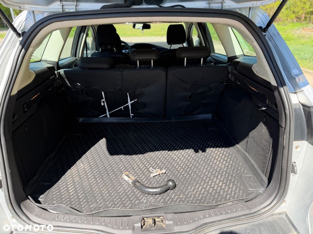 Ford Focus 1.6 TDCi DPF Start-Stopp-System Champions Edition - 8