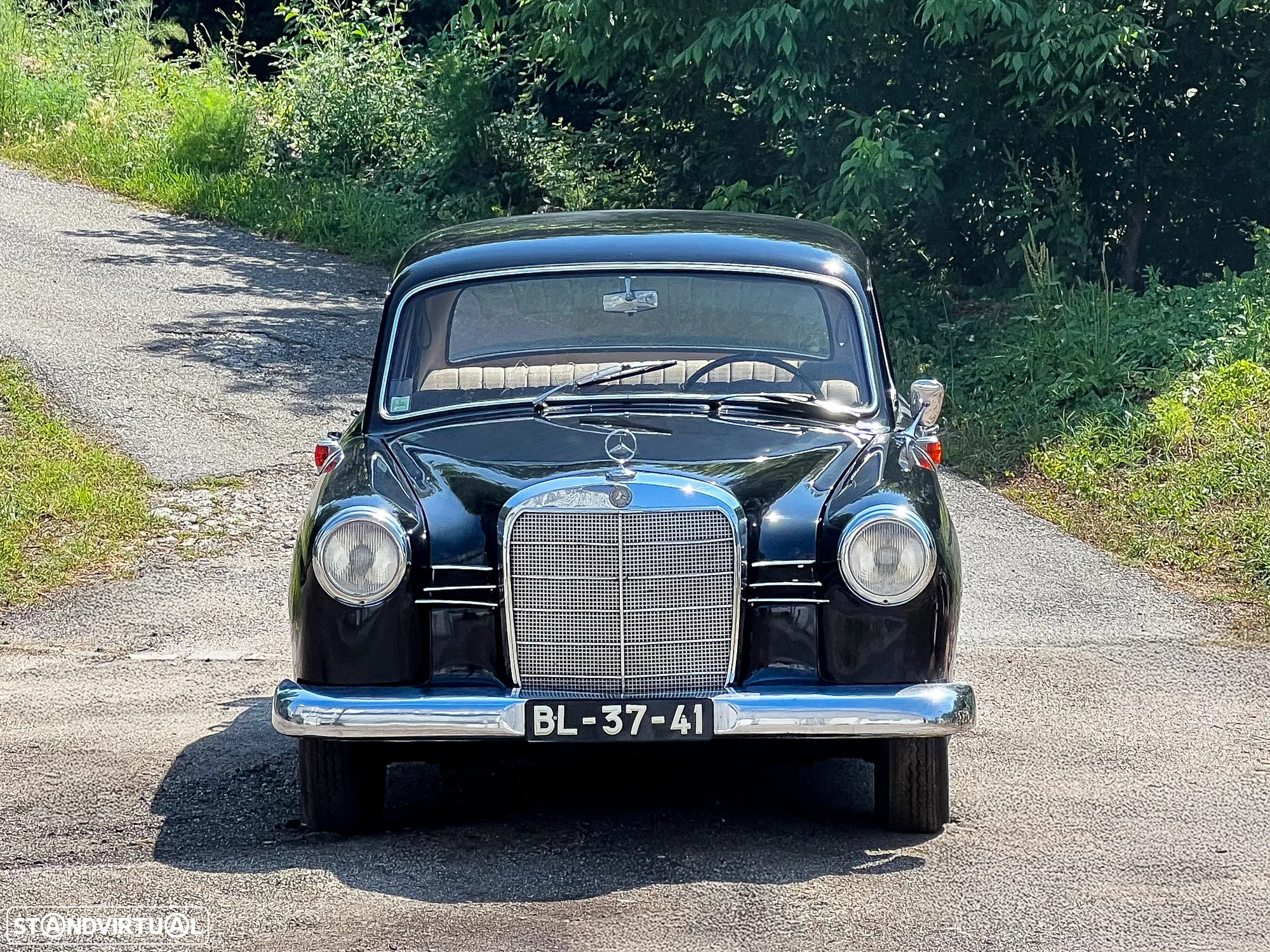 Mercedes-Benz 180 - 4
