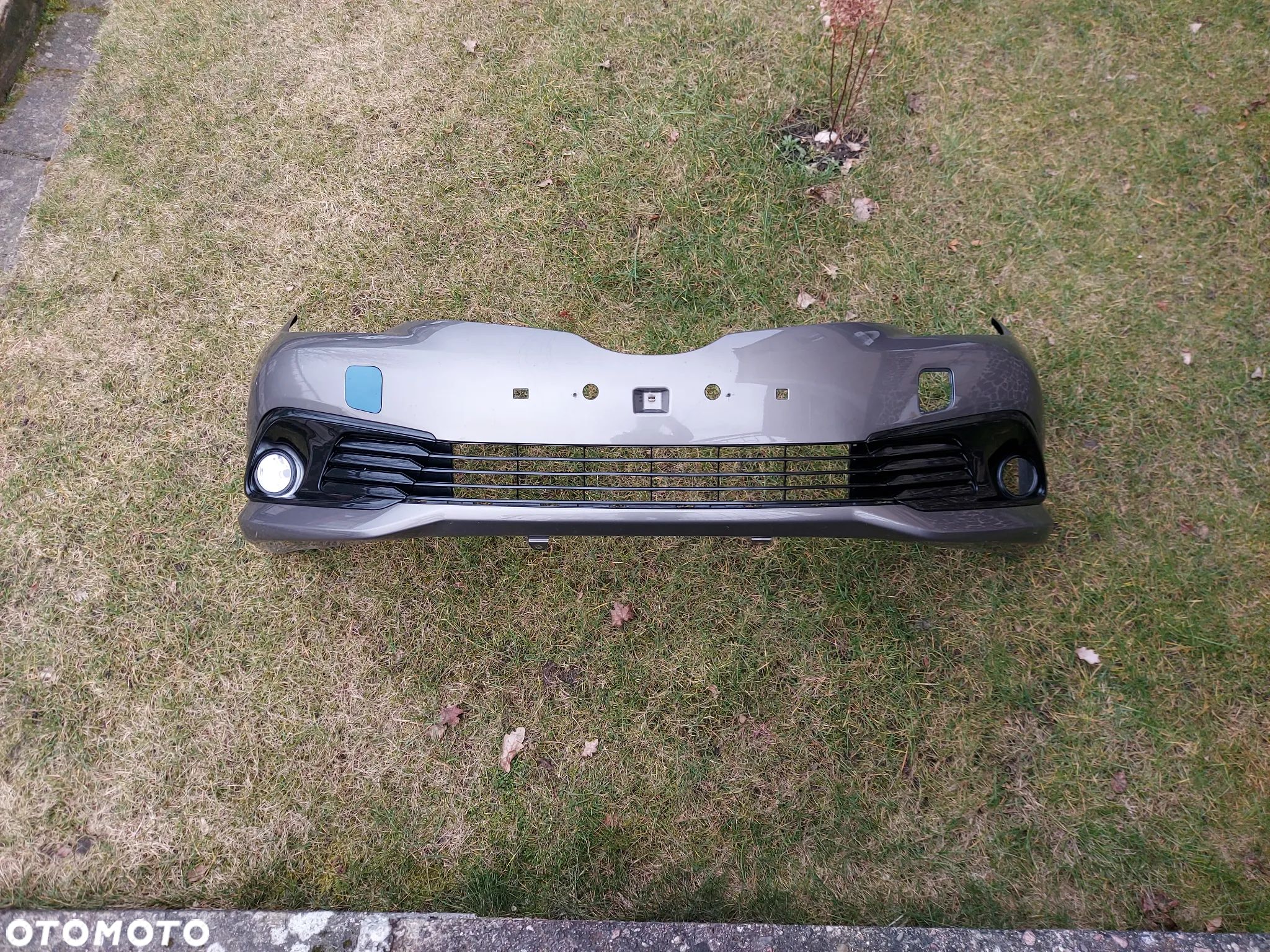 Toyota Auris II Lift 15-18 Zderzak Przód Przedni BEZ PDC Ładny Oryginał - 1