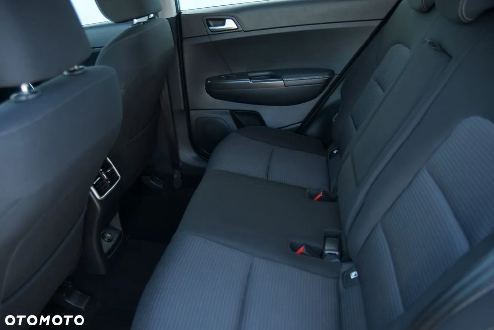 Kia Sportage 1.6 GDI Business Line 2WD - 21