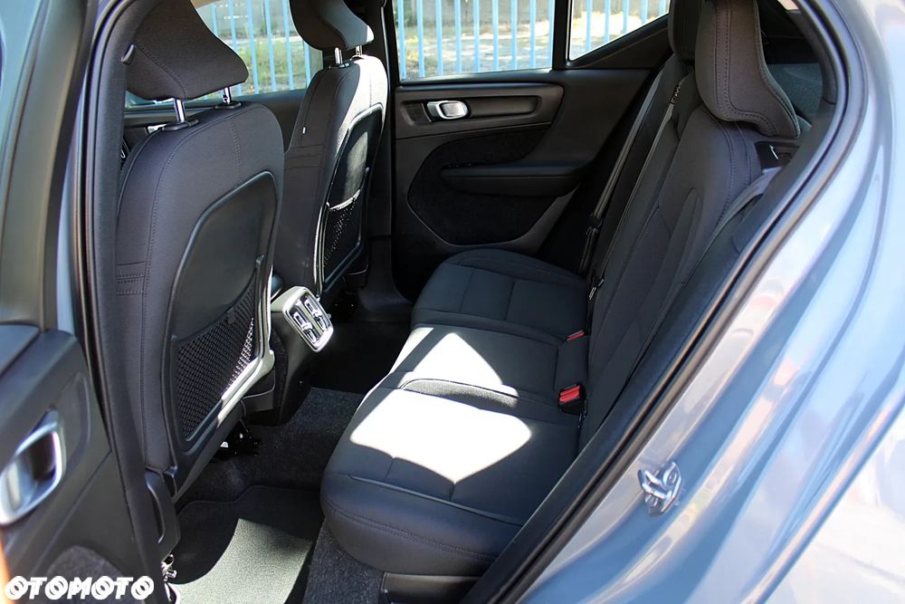 Volvo XC 40 T3 - 19